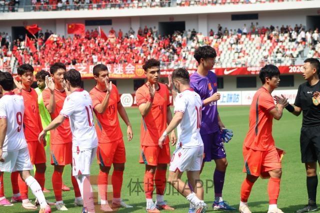 罗马诺：巴黎FC总价2000万欧签布莱顿中卫库博拉，各方已达协议